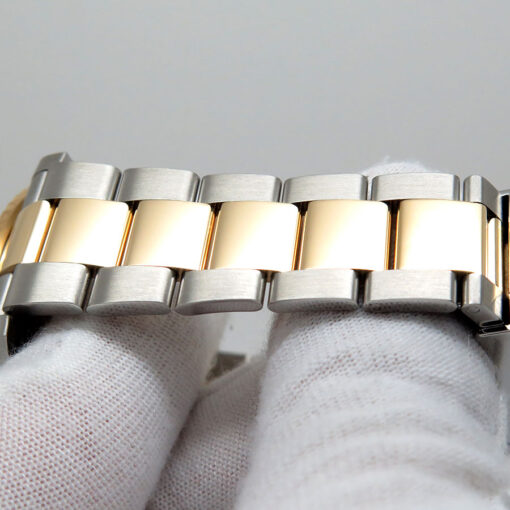 Rolex 126613LN Submariner 41 18K/SS - Image 6