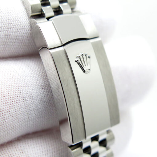 Rolex 126234 Datejust with Mint Green Dial on Jubilee - Image 7
