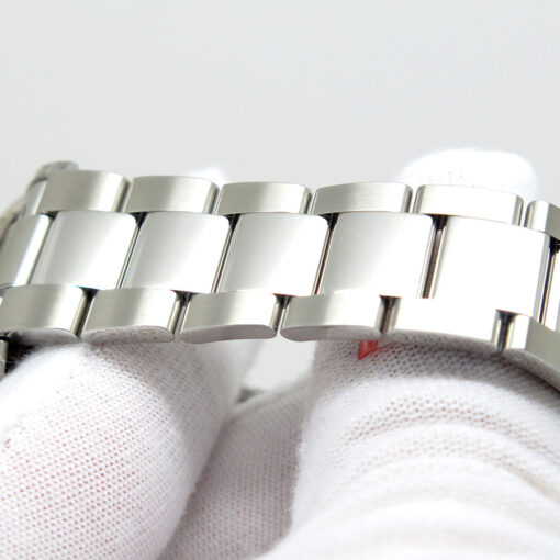 Rolex 126284RBR Datejust 36 with Mother of Pearl Diamond Dial and Diamond Bezel on Oyster - Image 6