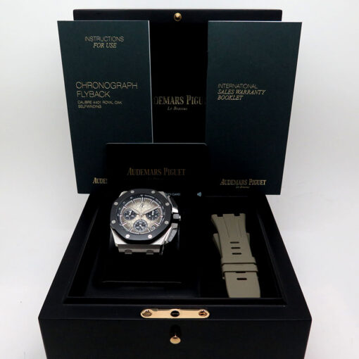 Audemars Piguet 26420SO Royal Oak Offshore Chronograph with Smoked Taupe Dial - Image 2