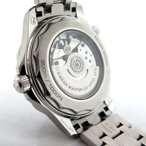 Omega Seamaster Diver 300m with White Dial on Bracelet - Image 4