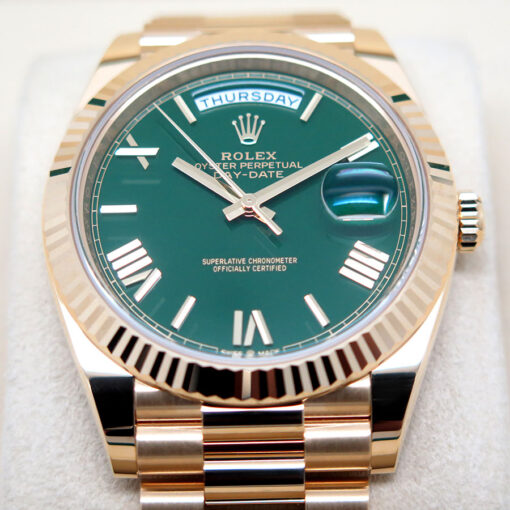 Rolex 228238 Day Date 40 18K Yellow Gold with Green Roman Dial - Image 3