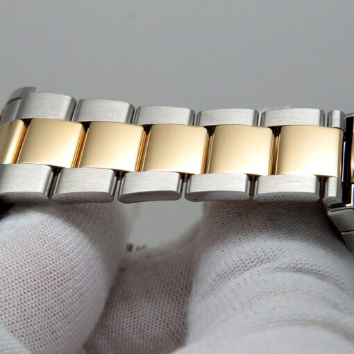 Rolex 126333 Datejust 41 18K/SS with Slate Roman Dial on Oyster - Image 8