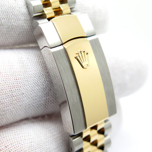 Rolex 126333 Datejust 41 18K/SS with Slate Roman Dial on Jubilee - Image 6