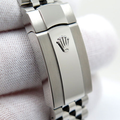Rolex 126334 Datejust 41 with Slate Roman Dial on Jubilee - Image 7