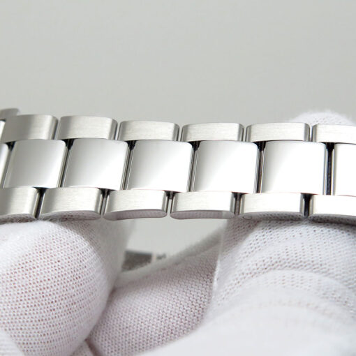 Rolex 126500LN Cosmograph Daytona with White Dial - Image 6