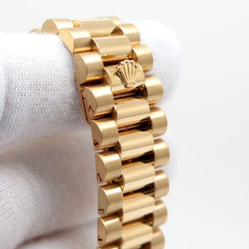 Rolex 18348 Day Date 18K Yellow Gold with Champagne Diamond Dial and Diamond Bezel - Image 12