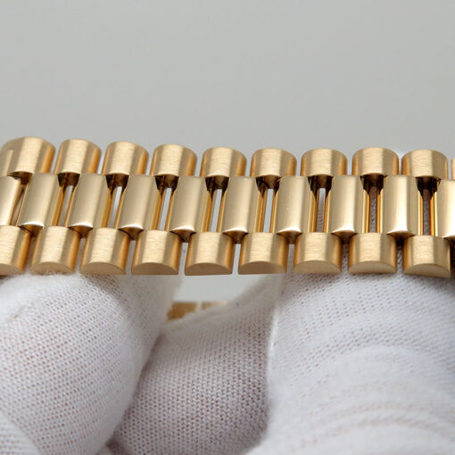 Rolex 18348 Day Date 18K Yellow Gold with Champagne Diamond Dial and Diamond Bezel - Image 11