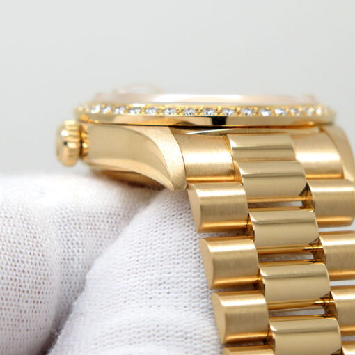 Rolex 18348 Day Date 18K Yellow Gold with Champagne Diamond Dial and Diamond Bezel - Image 8