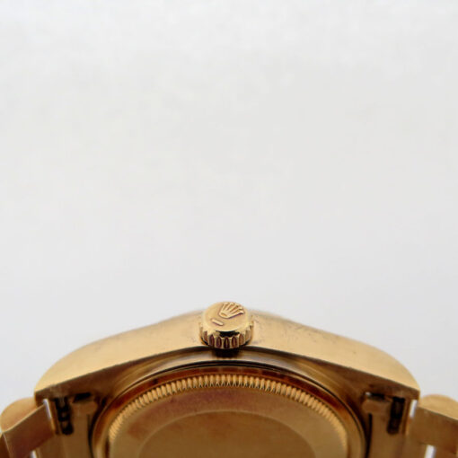 Rolex 18038 Day Date 18K Yellow Gold with Champagne Stick Dial - Image 4