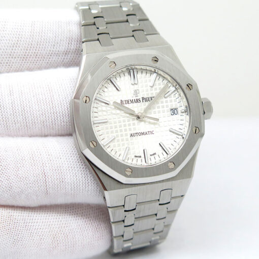 Audemars Piguet 15450ST Royal Oak 37mm with Silver Dial