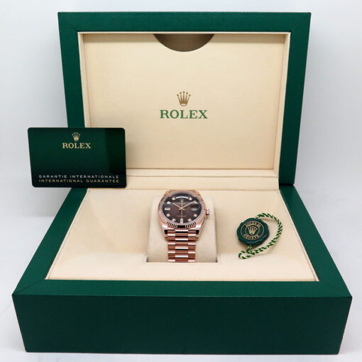 Rolex 128235 Day Date 18K Rose Gold with Brown Ombre Diamond Dial - Image 2