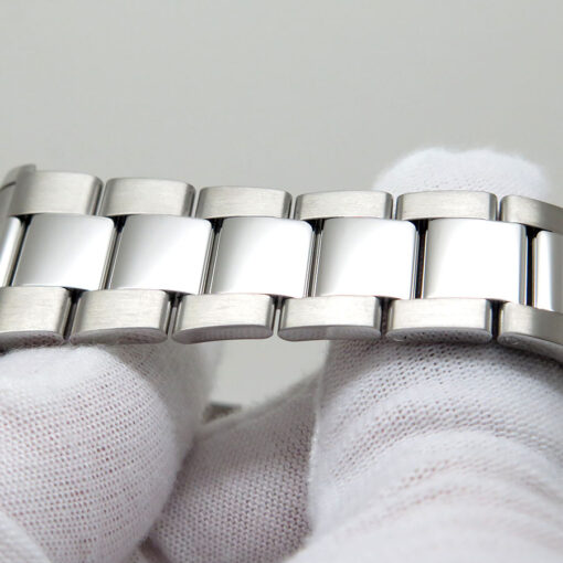 Rolex 126300 Datejust 41 with Silver Stick Dial on Jubilee - Image 6
