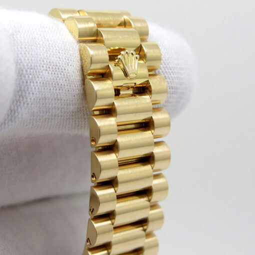 Rolex 118238 Day Date 18K Yellow Gold with Champagne Diamond Dial - Image 7