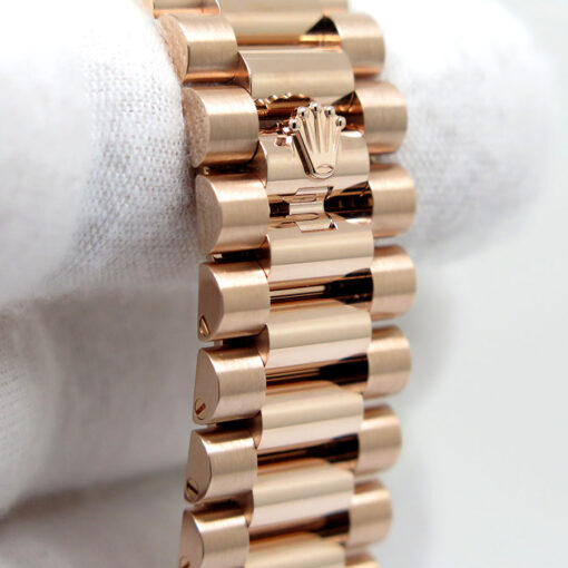 Rolex 228235 Day Date 40 18K Rose Gold with Olive Green Dial - Image 7