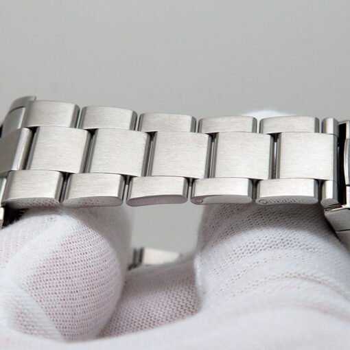 Rolex 124300 Oyster Perpetual 41 with Silver Dial - Image 8