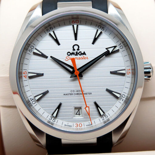 Omega Seamaster Aqua Terra 150m with Silver Dial on Rubber Strap - Image 3