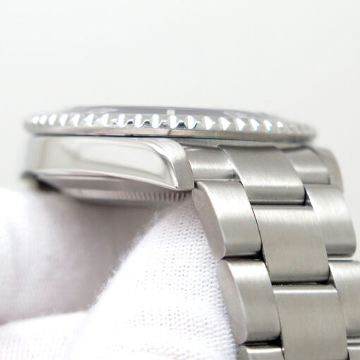 Rolex 16610LN Submariner - Image 9