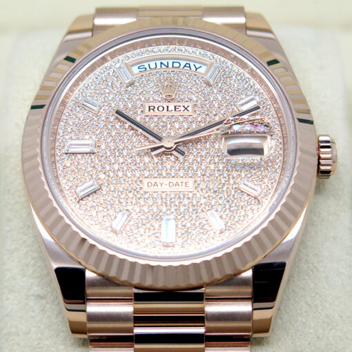 Rolex 228235 Day Date 40 18K Rose Gold with Pave Diamond Dial - Image 4