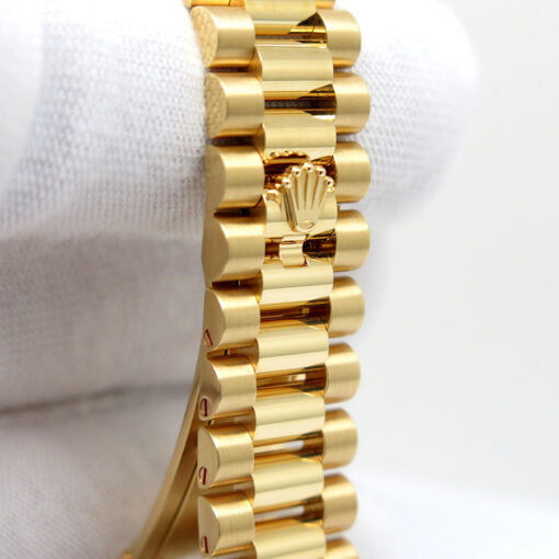 Rolex 278288RBR Datejust 18K Yellow Gold with Red Ombre Diamond Dial/Bezel - Image 7