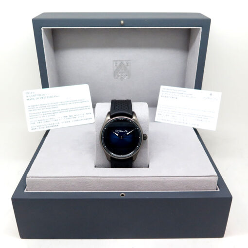 Alternative view of H. Moser & Cie 3200-1205 Pioneer Centre Seconds with Blue Dial