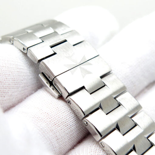 Vacheron Constantin 4500V Overseas Automatic with Silver Dial - Image 7