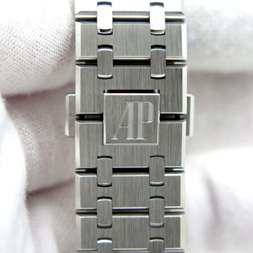 Audemars Piguet 15500ST Royal Oak with Grey Dial - Image 8
