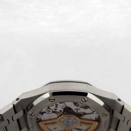 Audemars Piguet 15500ST Royal Oak with Grey Dial - Image 6