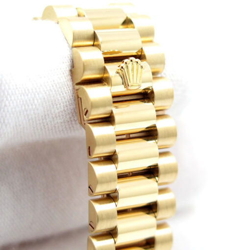Rolex 18038 Day Date 18K Yellow Gold with Champagne Stick Dial - Image 11