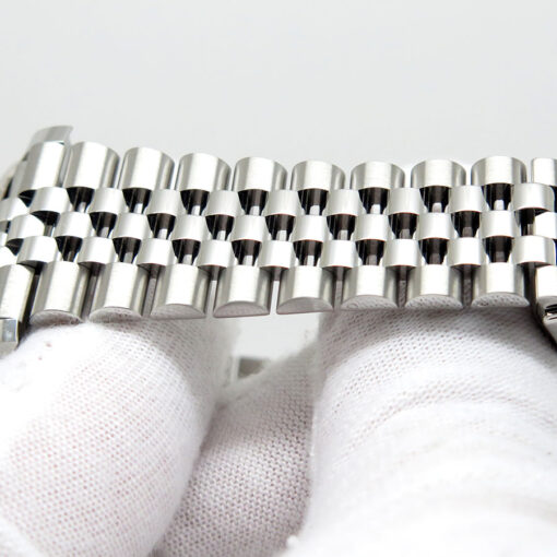 Rolex 126334 Datejust 41 with Slate Roman Dial on Jubilee - Image 8