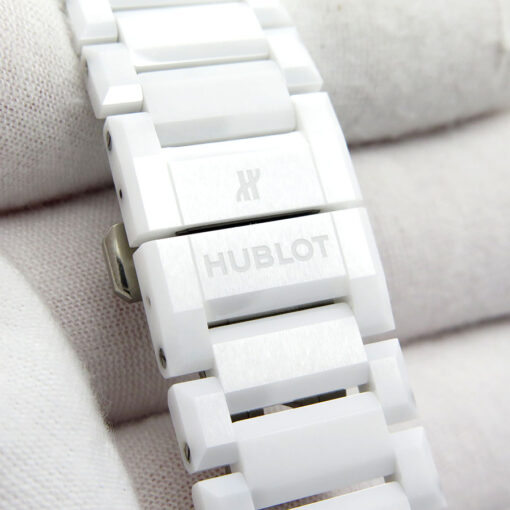 Hublot Big Bang Integrated White Ceramic Chronograph 42mm - Image 9