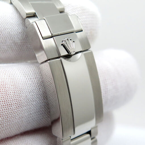 Rolex 116520 Cosmograph Daytona with Black Dial - Image 8