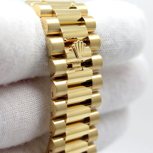 Rolex 228238 Day Date 40 18K Yellow Gold with White Roman Dial - Image 7