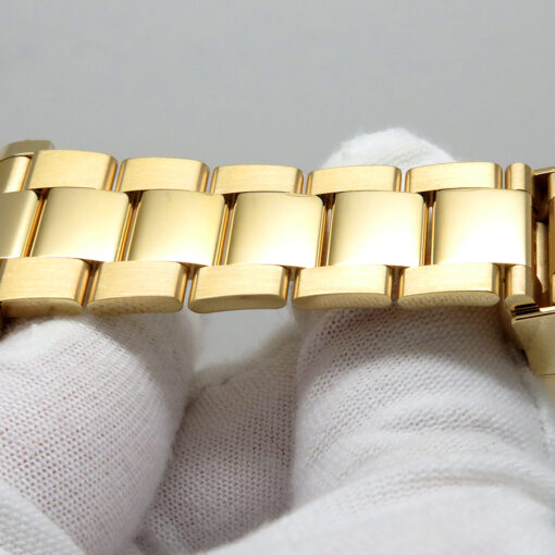 Rolex 126508 Cosmograph Daytona 18K Yellow Gold with Green and Gold Dial - Image 8