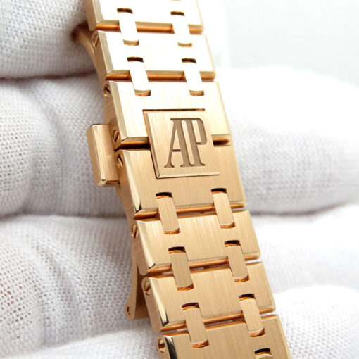 Audemars Piguet 26715OR Royal Oak 18K Rose Gold Chronograph with Blue Dial 38mm - Image 8