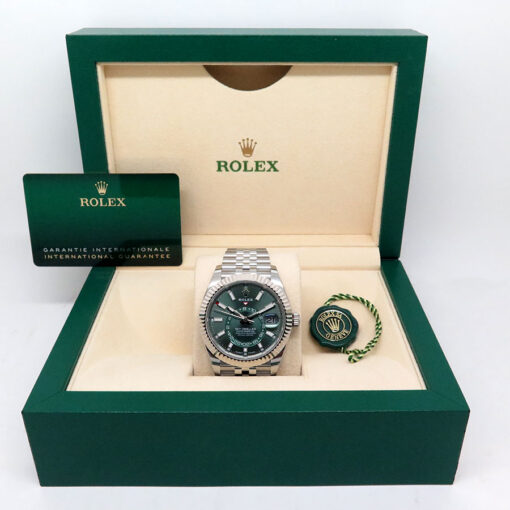 Rolex 336934 Skydweller with Mint Green Dial on Jubilee - Image 2