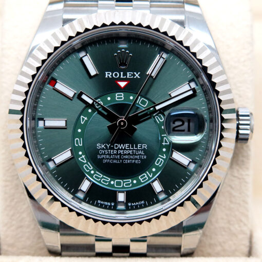 Rolex 336934 Skydweller with Mint Green Dial on Jubilee - Image 3
