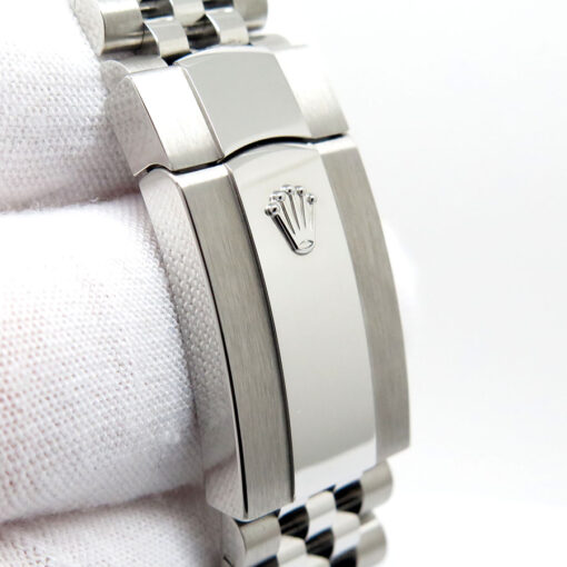 Rolex 336934 Skydweller with Mint Green Dial on Jubilee - Image 7