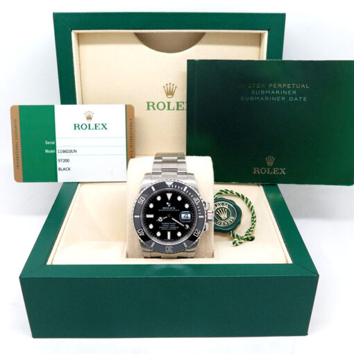 Rolex 116610LN Submariner - Image 2