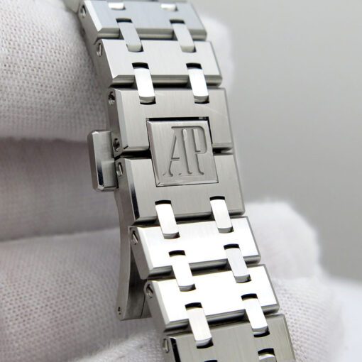 Audemars Piguet 15450ST Royal Oak 37mm with Silver Dial - Image 8
