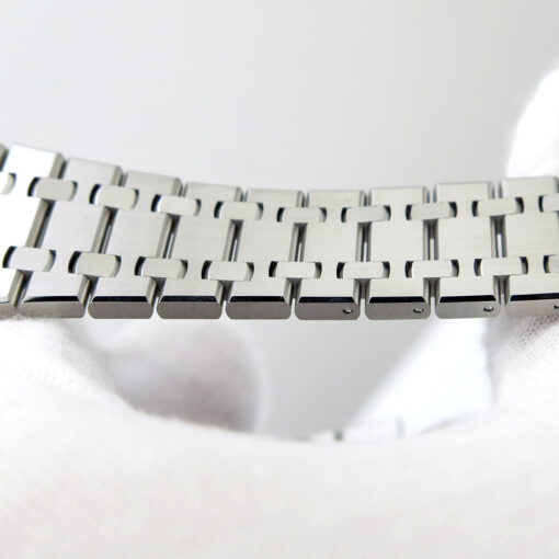 Audemars Piguet 15450ST Royal Oak 37mm with Silver Dial - Image 7