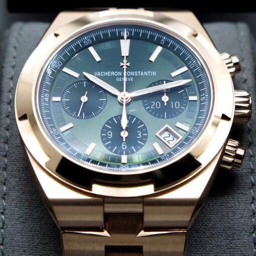 Vacheron Constantin 5520V Overseas 18K Rose Gold Chronograph with Olive Dial - Image 4