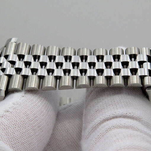 Rolex 126334 Datejust 41 with Slate Roman Dial on Jubilee - Image 8
