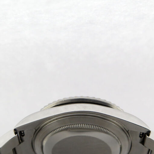 Rolex 16710 GMT Master II with Red/Black Bezel - Image 5