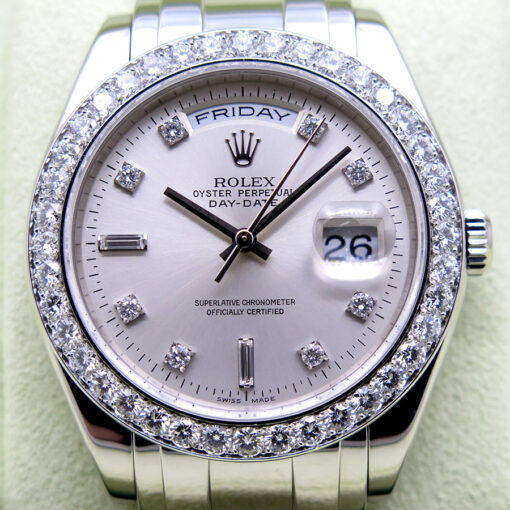 Rolex 18946 Day Date Masterpiece Platinum with Silver Diamond Dial / Bezel - Image 3