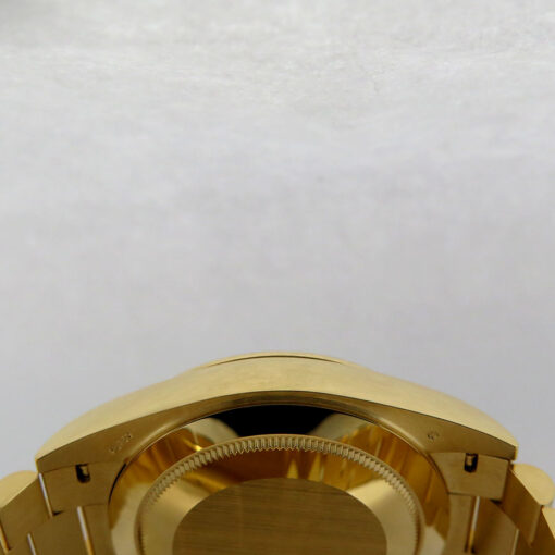 Rolex 228238 Day Date 40 18K Yellow Gold with Green Roman Dial - Image 5