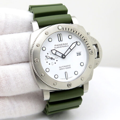 Panerai PAM 1226 Submersible QuarantaQuattro Bianco 44mm