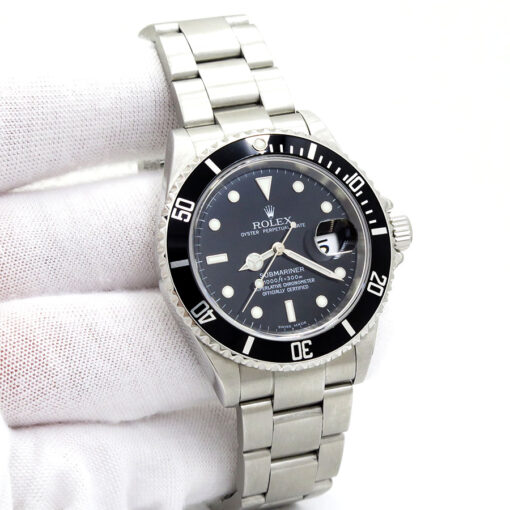 Rolex 16610LN Submariner