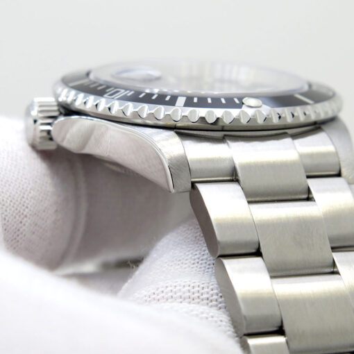 Rolex 16610LN Submariner - Image 7