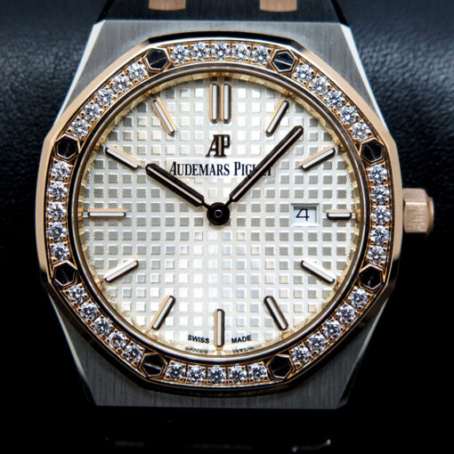 Audemars Piguet 67651SR Royal Oak 18K/SS 33mm Quartz - Image 4